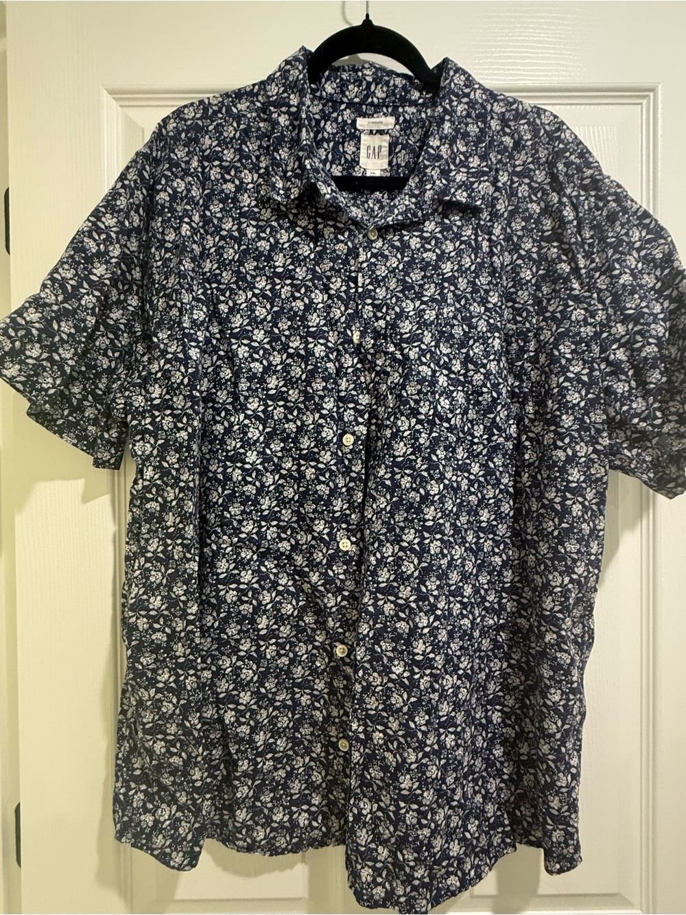 GAP Navy Short-Sleeve Button-Down with White Floral Print
